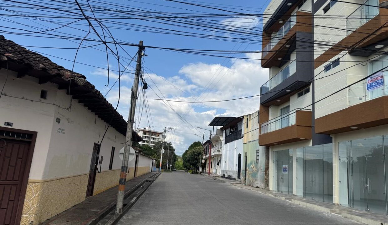 0b0b1af5-edef-447f-b2b8-f80f8d3004a4