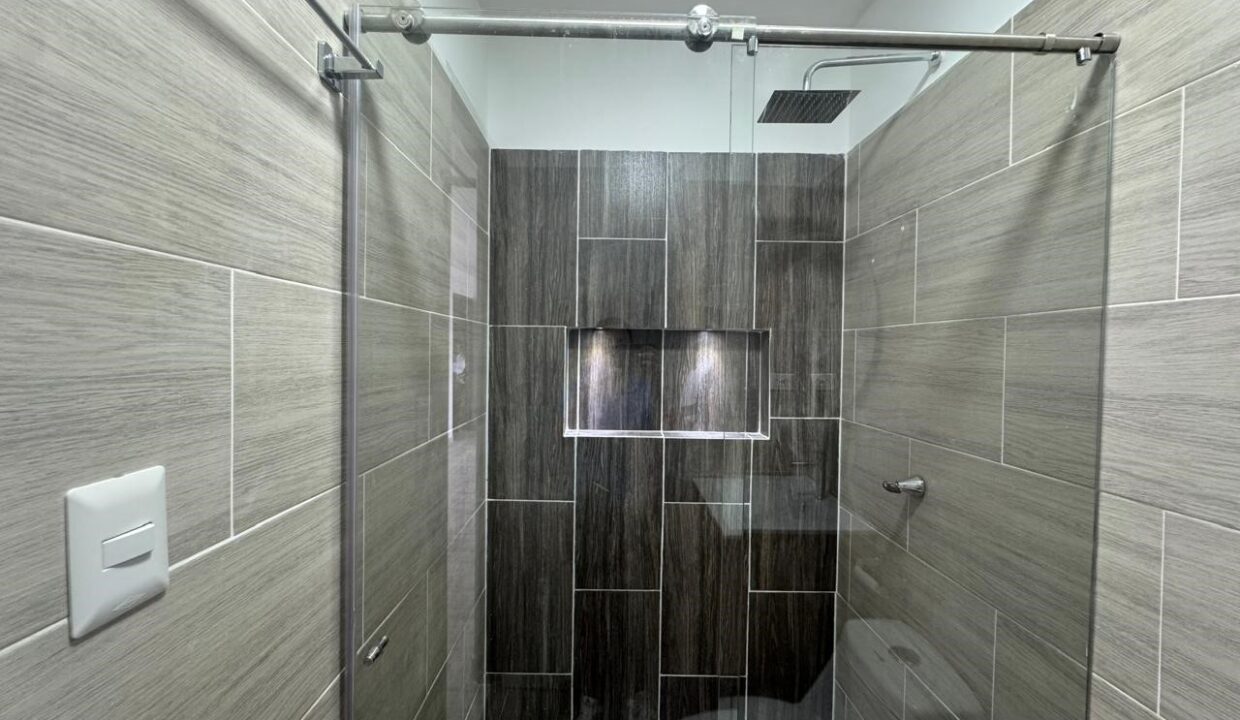 893ef3a3-21a7-4676-be22-9d028856f028