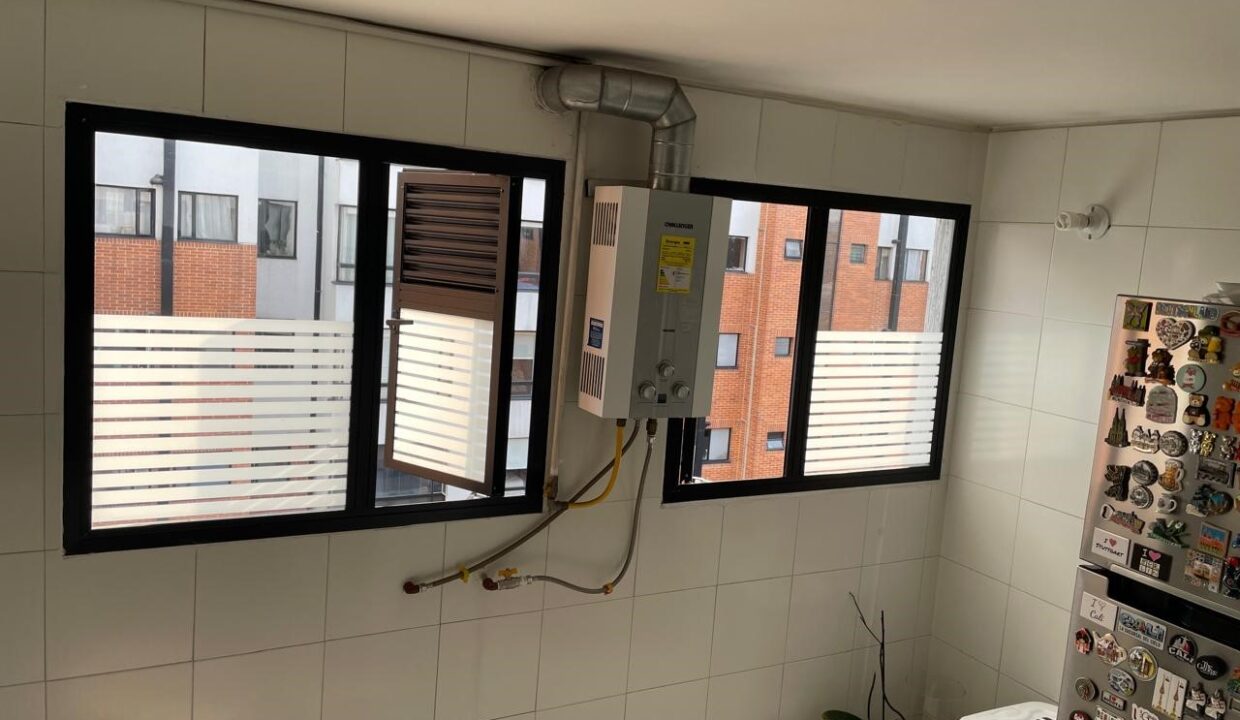 afd8d09a-d266-4256-af08-fc2efdbe4361