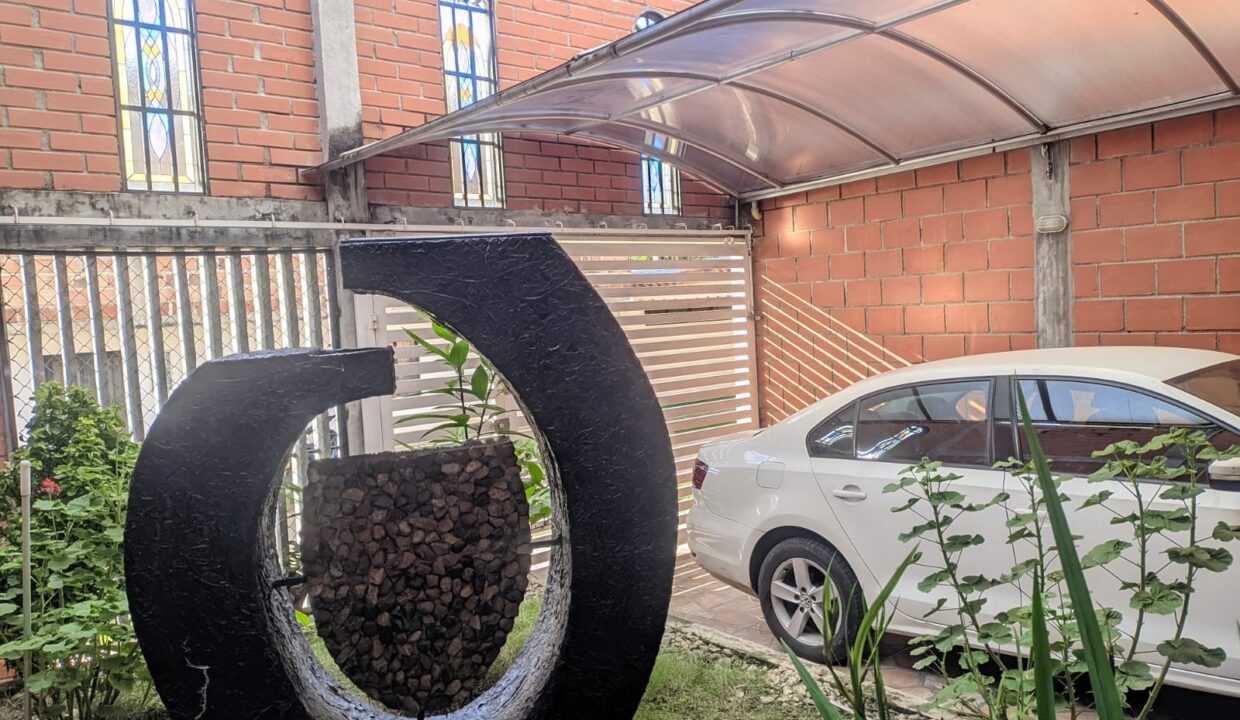 6f6457c4-55db-4e85-8310-cfddd55f8def