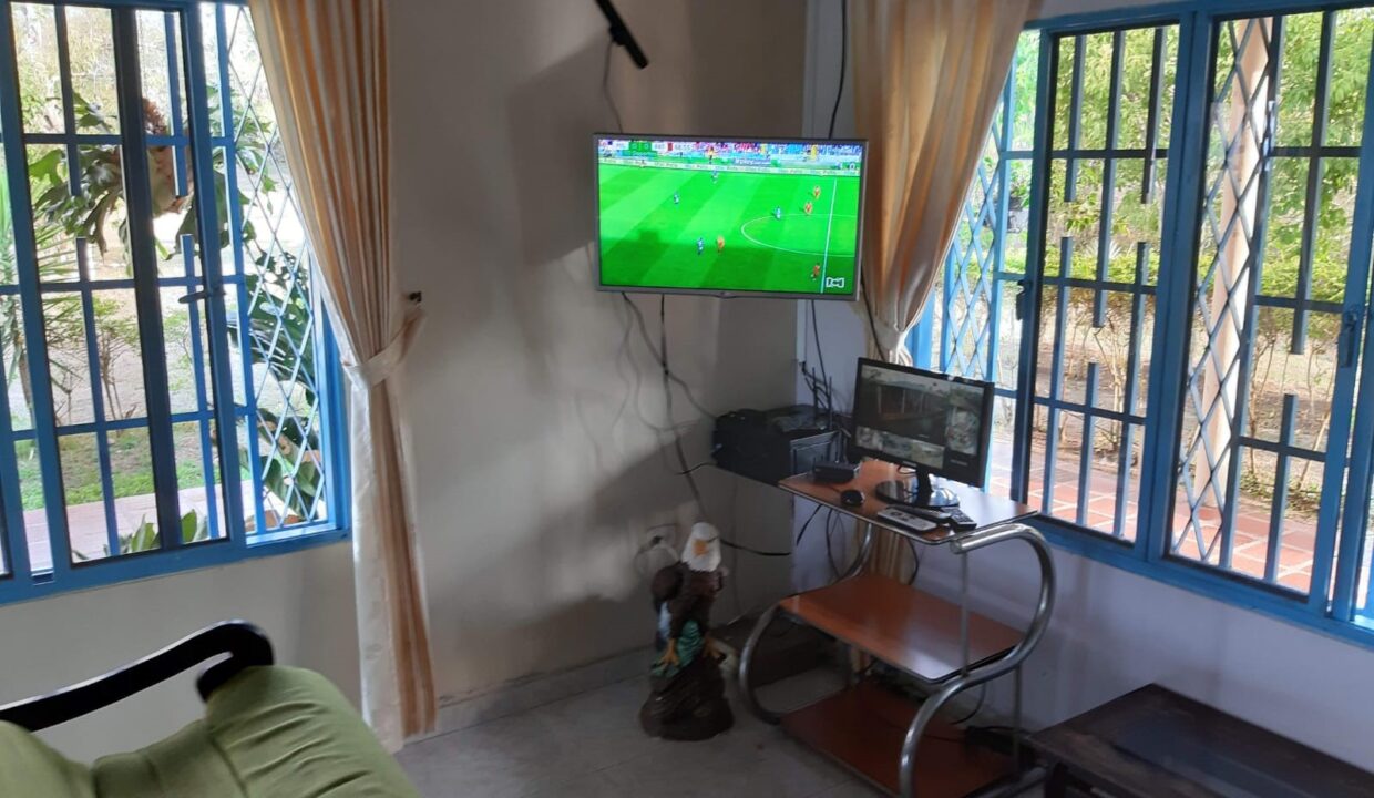 9965644c-19fc-4a98-891c-f55f5c432da1