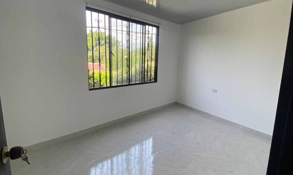 32dc8d8a-14c0-4877-b210-20a41f5211e6