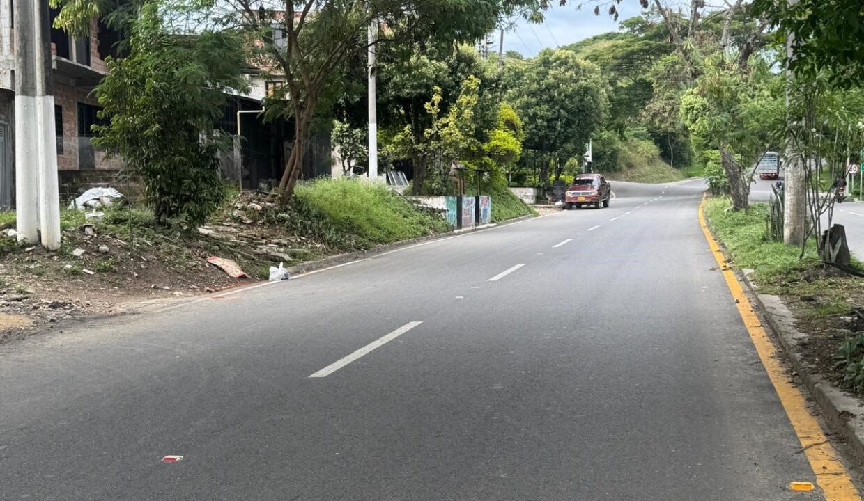 3e6e75f5-c9f3-4512-8a8f-5a44da250cab