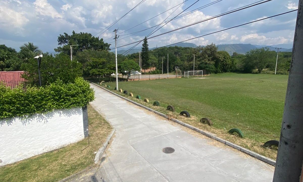 5847cbe6-9afe-4f8e-aaa5-0199e8871c3e