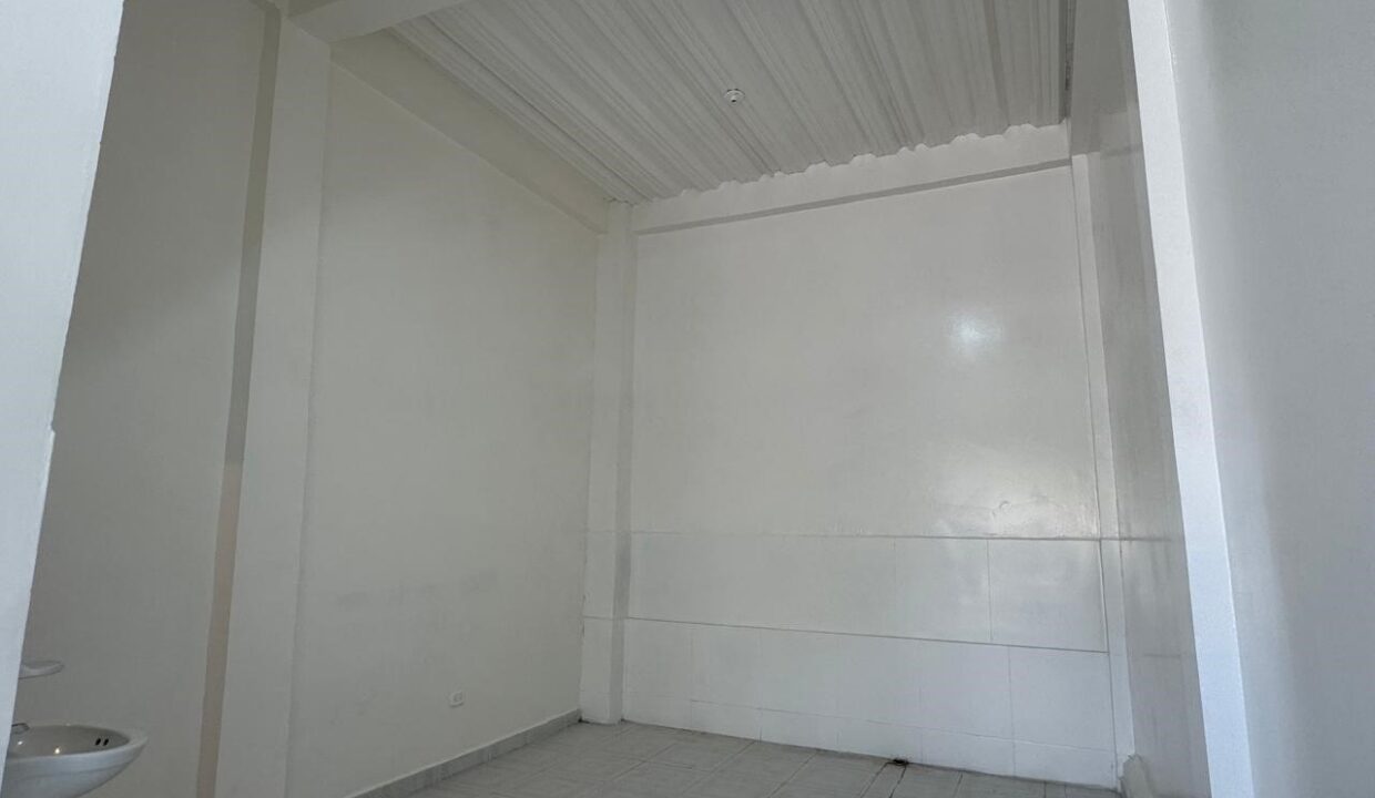 6854b223-6b4d-4ff1-a57c-e49a2b7e4e4e