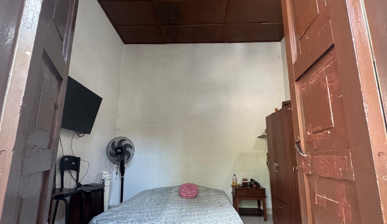 6fc6d050-ae34-444a-a588-929a157b20f4