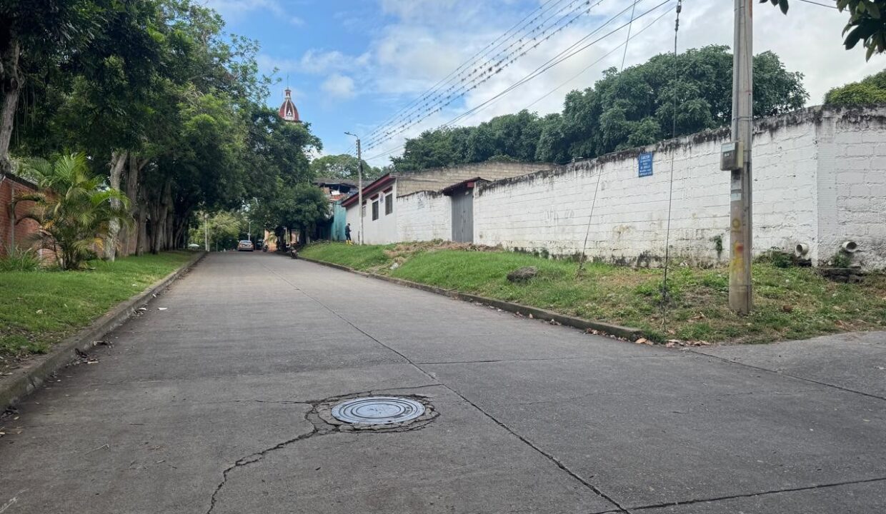 8a1ef2df-cffa-4716-939c-4ea9e6750c4c