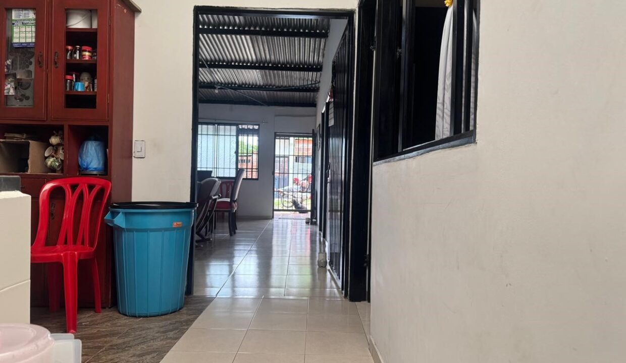 a2d30462-55a9-4eab-a194-c53db1f5d3a6