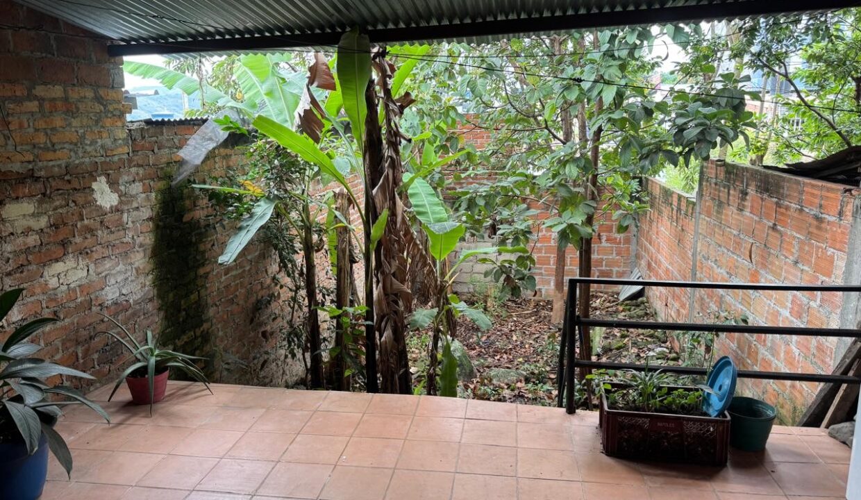 d5520f48-e2c7-450d-88f4-b244934caf5d