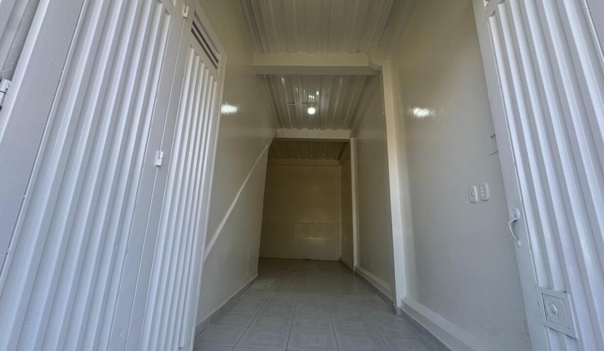 ea4384b9-336c-4e12-87c5-dea3b688da49