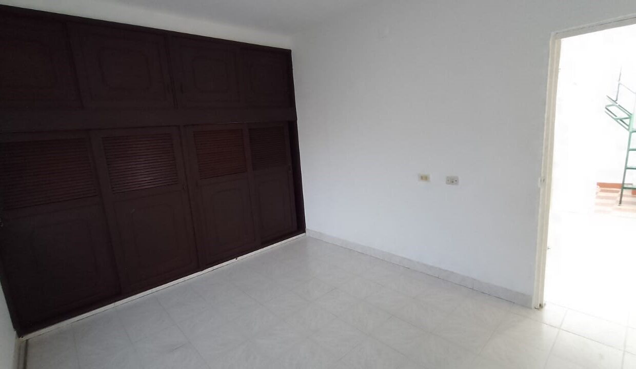 bb3fc756-3583-447e-86f4-9b96657429f2